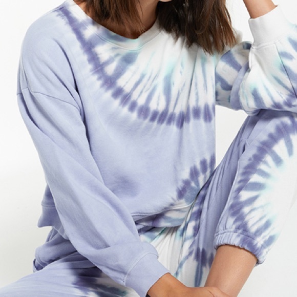 Z Supply Tops - Tie Dye Sweatshirt ✨